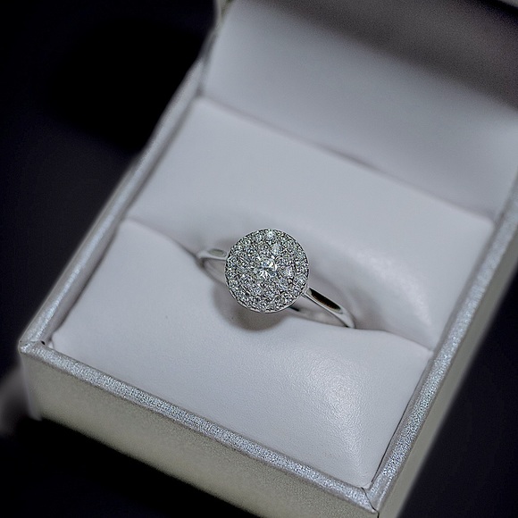 0.50 Cttw Natural Diamond Double Halo Engagement Wedding Ring 10K White Gold CI - Picture 1 of 12